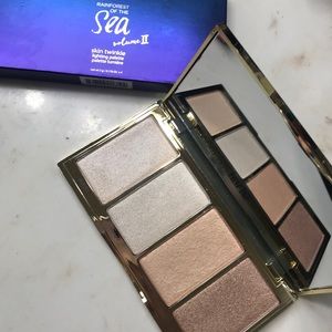 Tarte highlight pallete